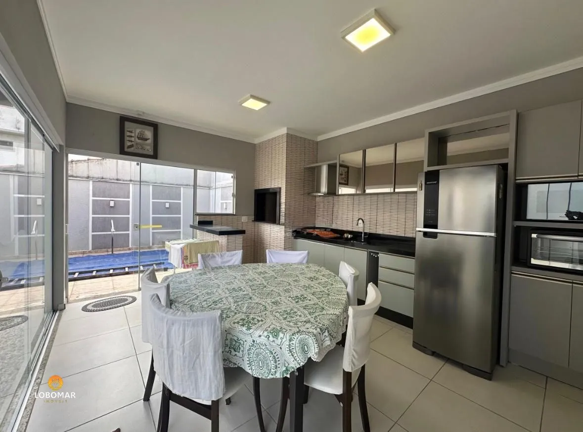 Casa com piscina a 100 metros do mar, em Balneário Piçarras/SC — foto 7