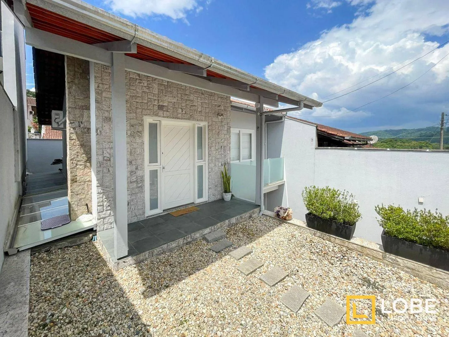Sobrado no bairro Velha - foto 1