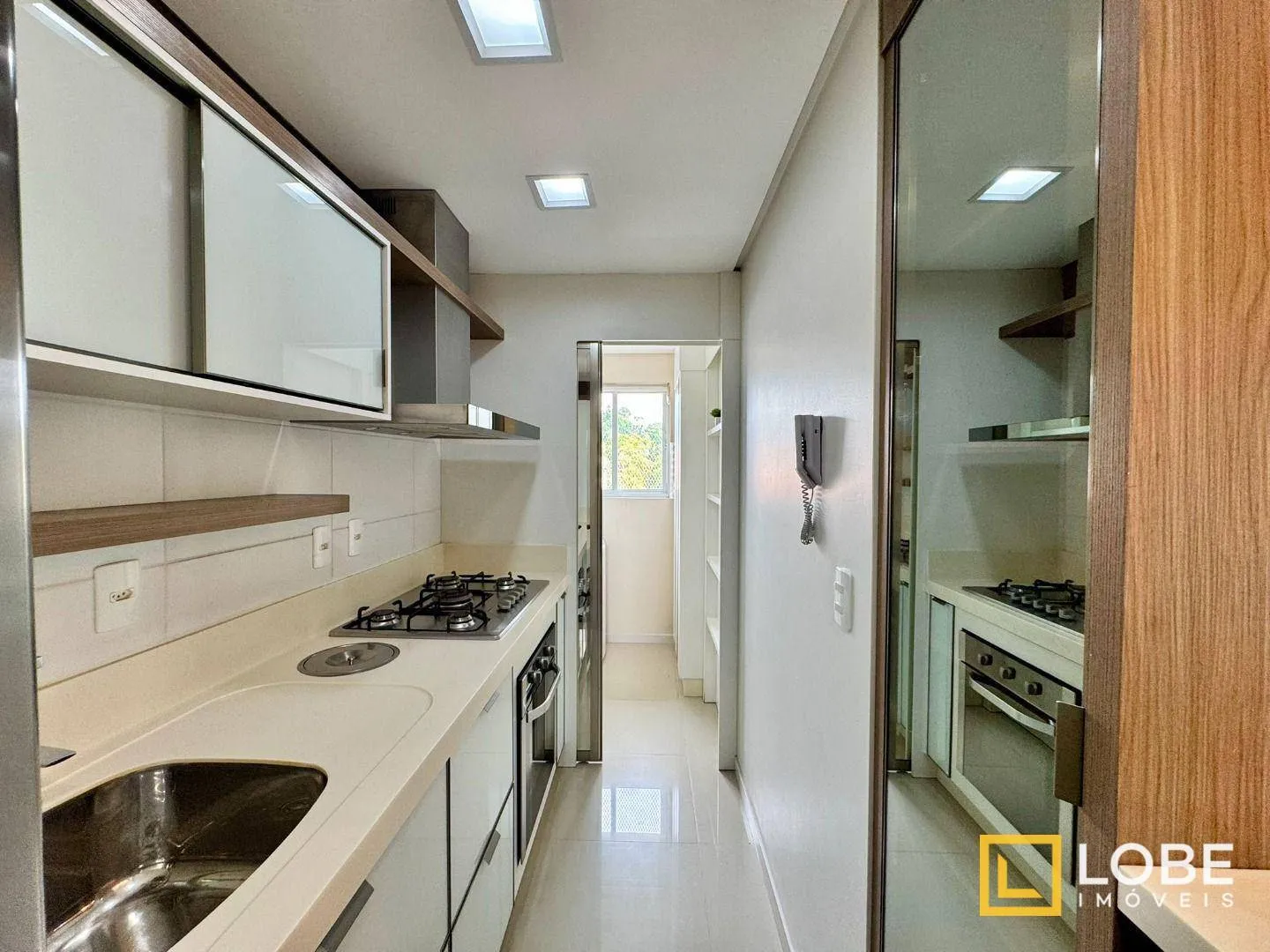 Apartamento mobiliado com 2 dormitórios à venda, por R$ 560.000 - Escola Agrícola - Blumenau/SC — foto 2