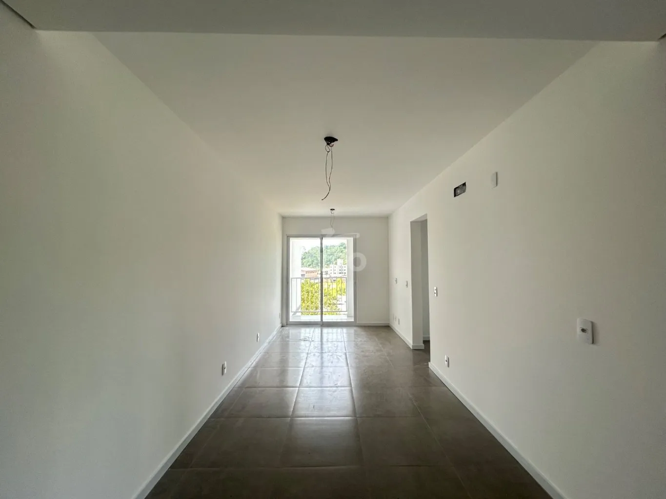 Apartamento 2 Dormitórios com Sacada e Churrasqueira - Fortaleza Alta, Blumenau — foto 2