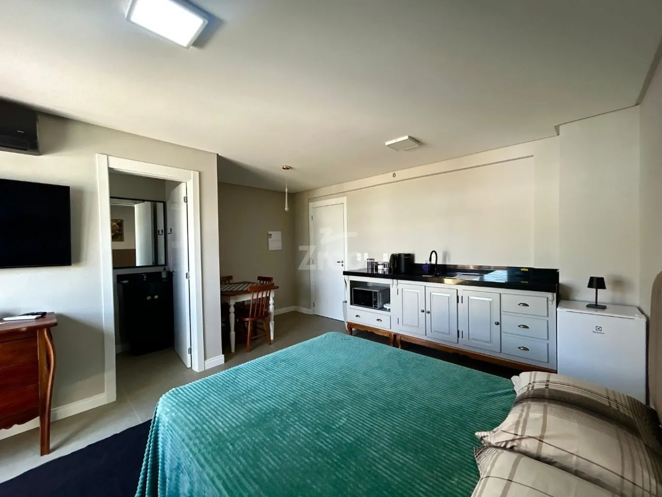 Apartamento Mobiliado de 1 Dormitório na Velha, Blumenau — foto 3