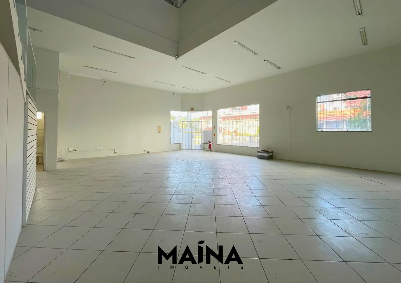Prédio Comercial com 6 salas, 6 banheiros à venda com 750m2 por R$ 4.000.000,00 — foto 3