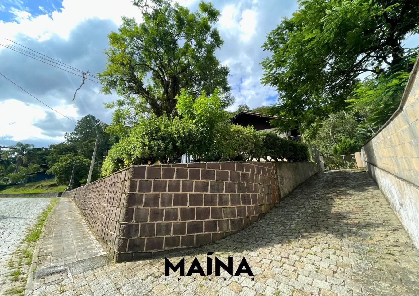 Casa com 200M2 de área útil e 23.000m2 de terreno com muito verde. — foto 5