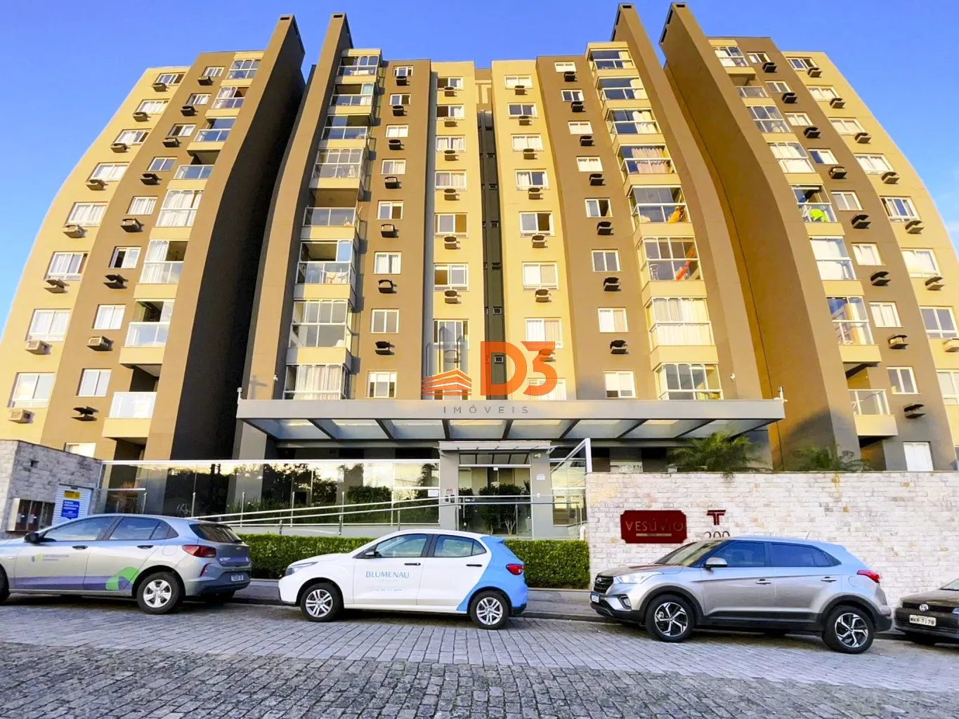 Apartamento semi mobiliado na Água Verde - foto 1