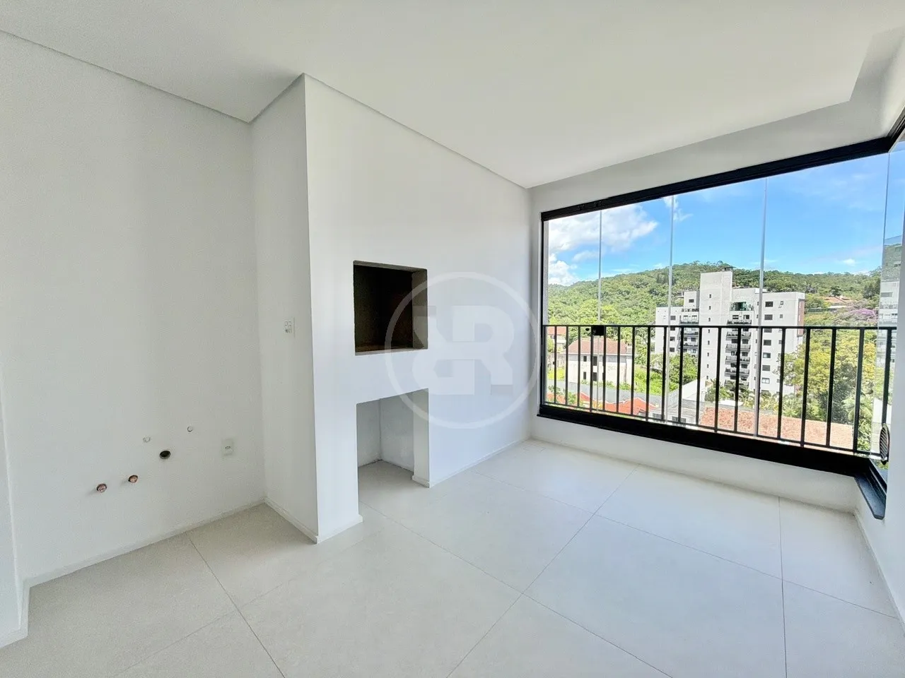 Apartamento Novo com 3 Suítes e 2 Vagas em Andar Alto no Jardim Blumenau, para Venda em Blumenau - foto 1