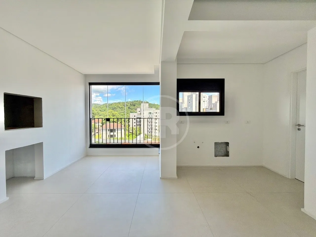 Apartamento Novo com 3 Suítes e 2 Vagas em Andar Alto no Jardim Blumenau, para Venda em Blumenau — foto 4