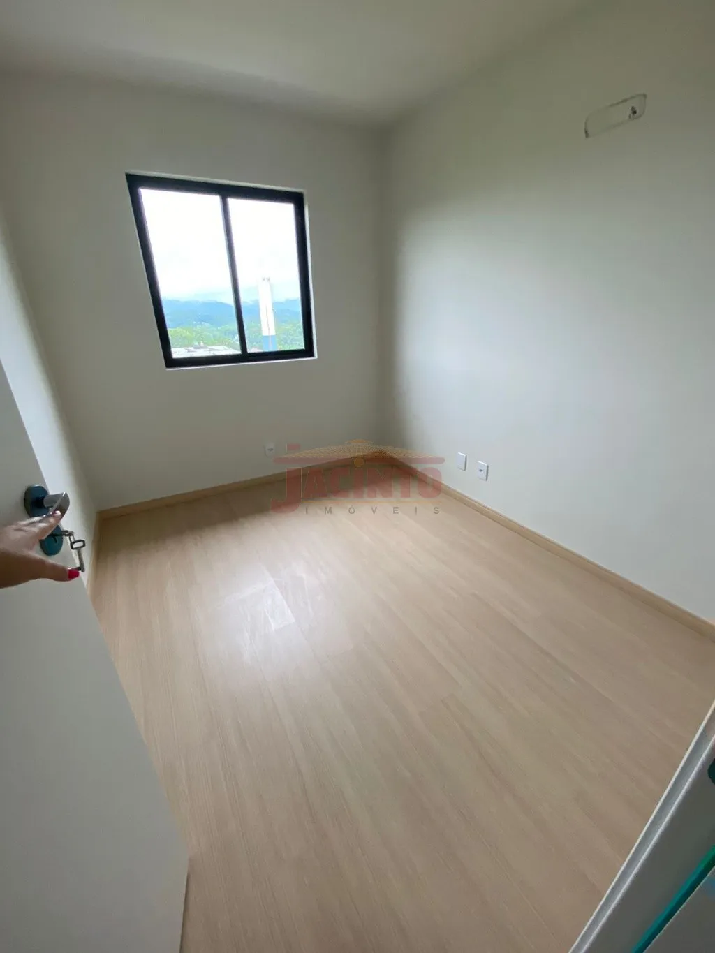 Apartamento recém entregue de 2 quartos sendo 1 suíte, sacada com churrasqueira, área de lazer completa. Pronto para morar, agende uma visita! — foto 7
