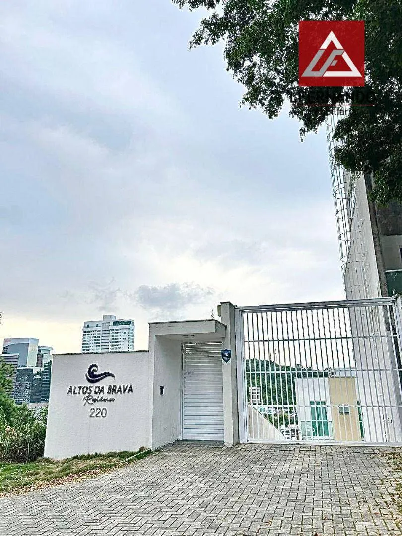 Sobrado com 3 dormitórios à venda, 130 m por R$ 1.550.000,00 - Praia dos Amores - Balneário Camboriú/SC — foto 2