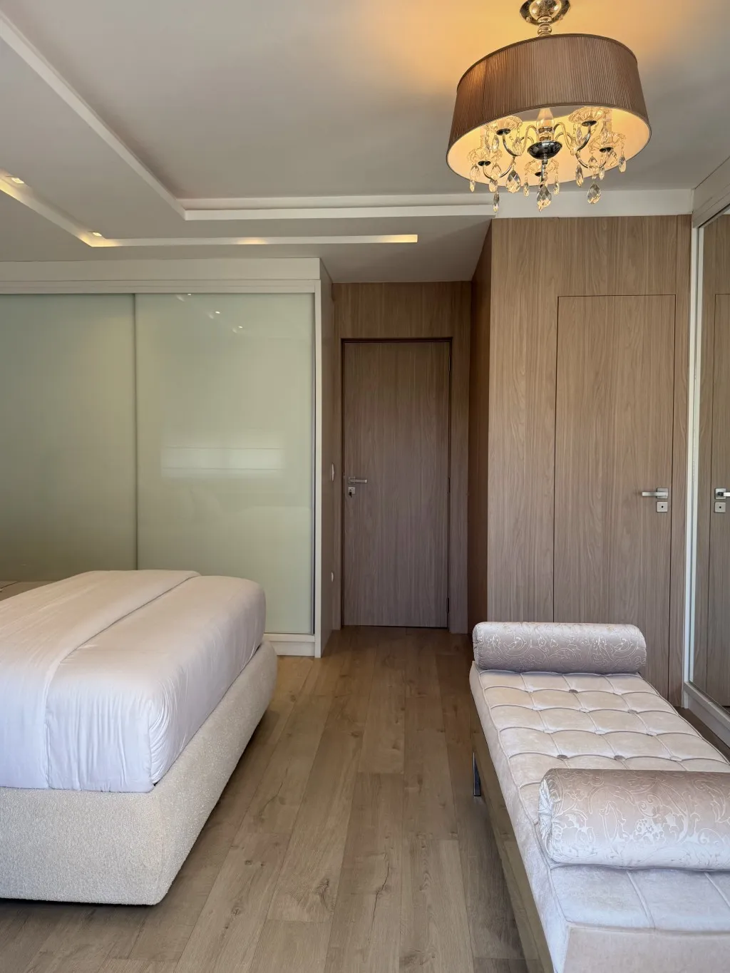 Casa com 3 Quartos, Suíte com Sacada | Mobiliada e Decorada — foto 5