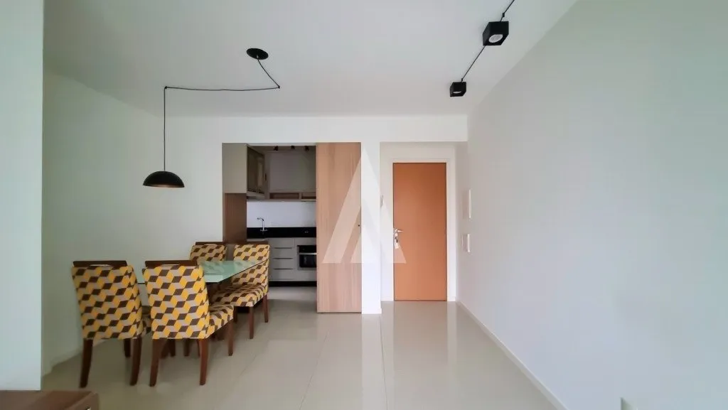 Apartamento com 1 suíte(s) mais 2 quarto(s) à venda no bairro FLORESTA em JOINVILLE, por R$ 425.000.00. — foto 3