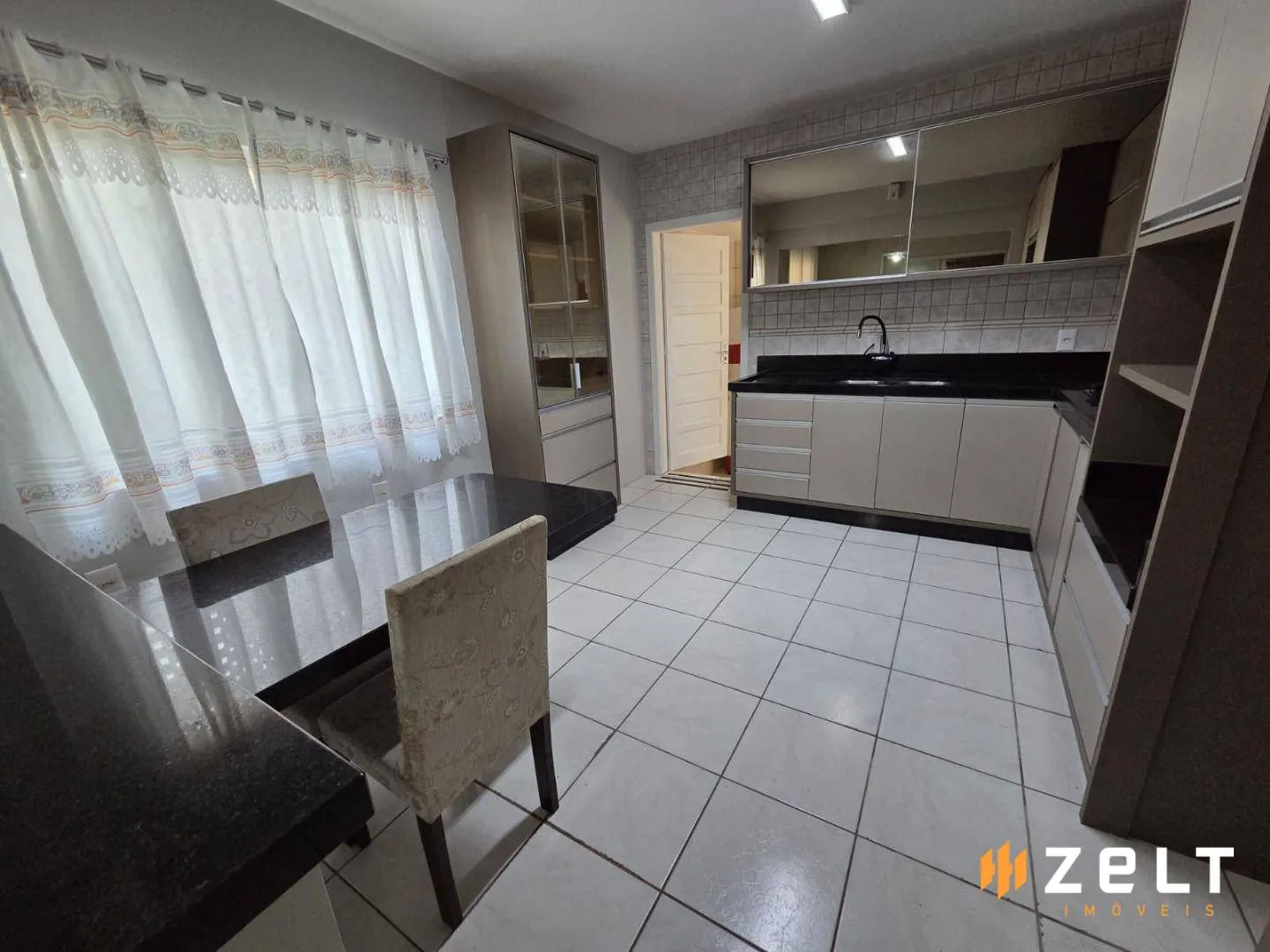 Casa com 3 dormitórios à venda, 208 m por R$ 850.000,00 - Fortaleza - Blumenau/SC — foto 5