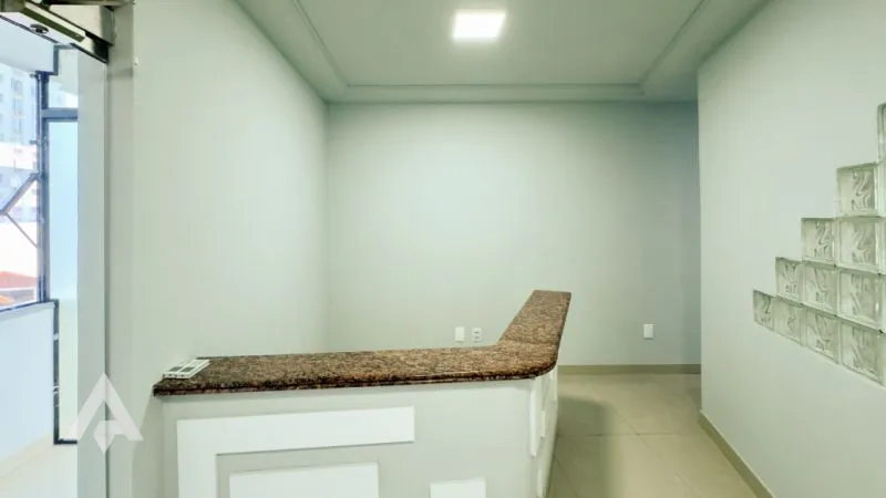 Sala comercial de 53 m para locação por R$ 1.800,00 - Bairro Centro - Blumenau/SC — foto 4