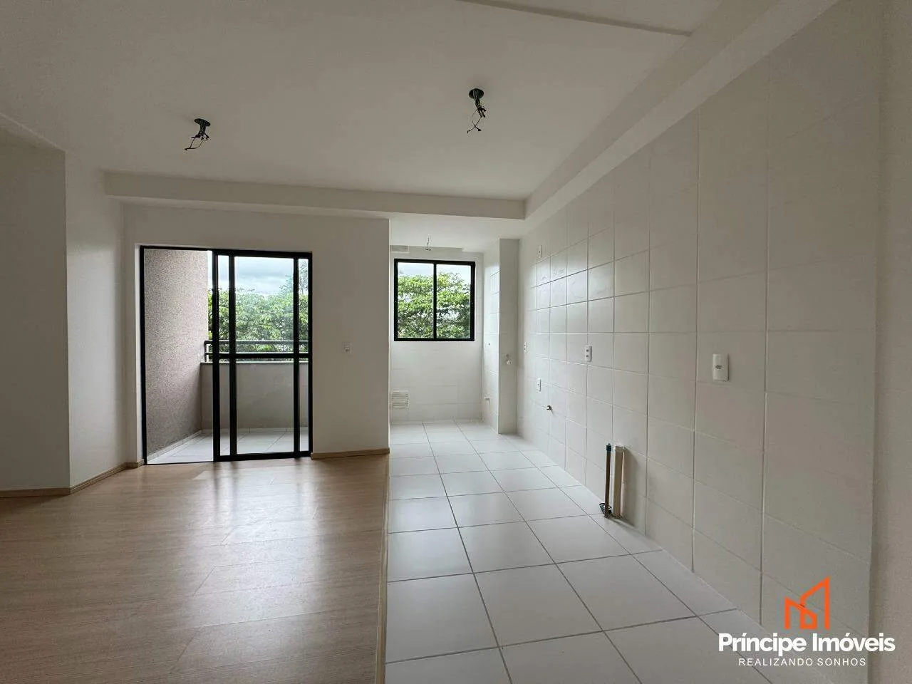 Apartamento com 2 quartos no Floresta em Joinville — foto 2