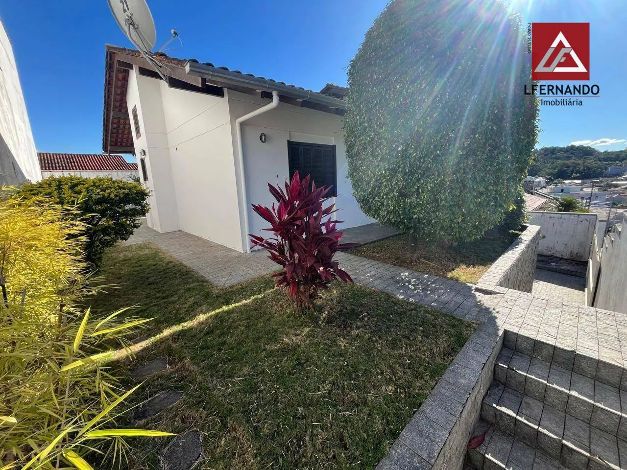 Casa · à venda · 3 quartos · 212m² · Velha, Blumenau