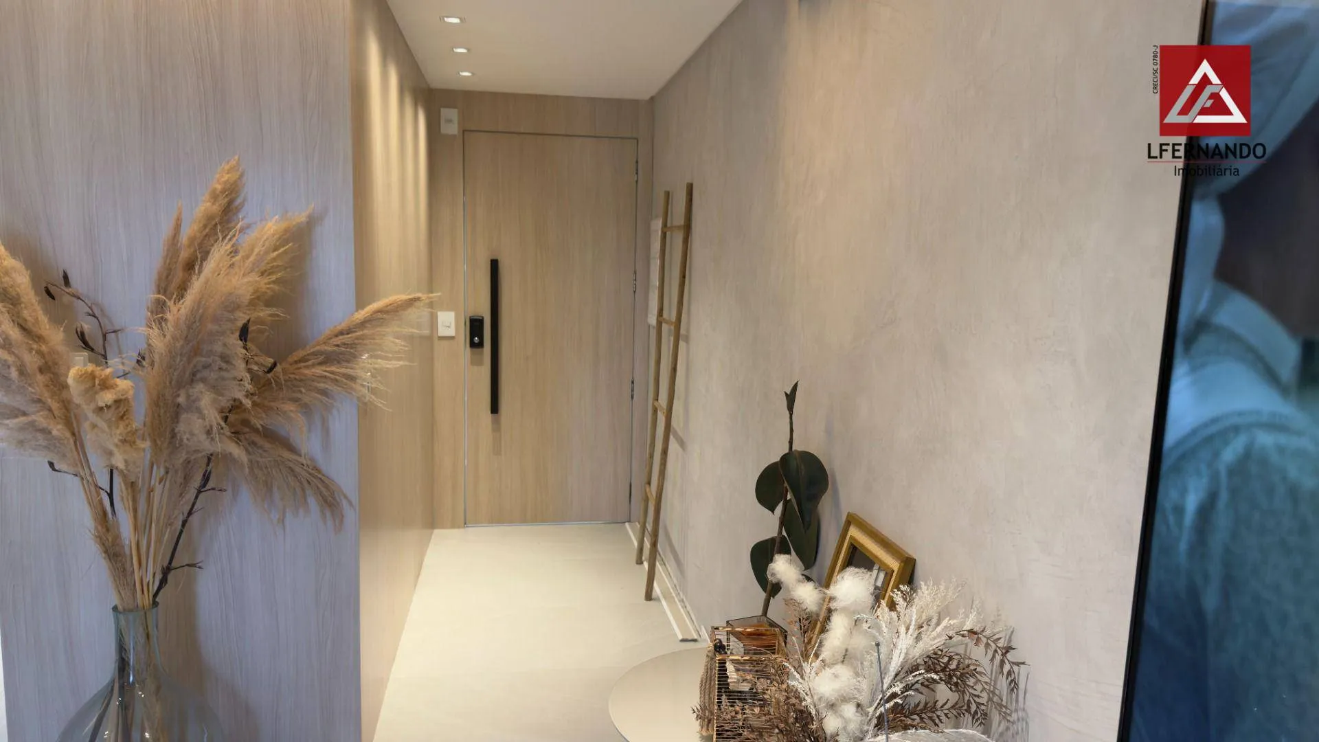 Apartamento com 2 dormitórios, sendo 1 suíte à venda, 110 m por R$ 750.000 - Garcia - Blumenau/SC — foto 2