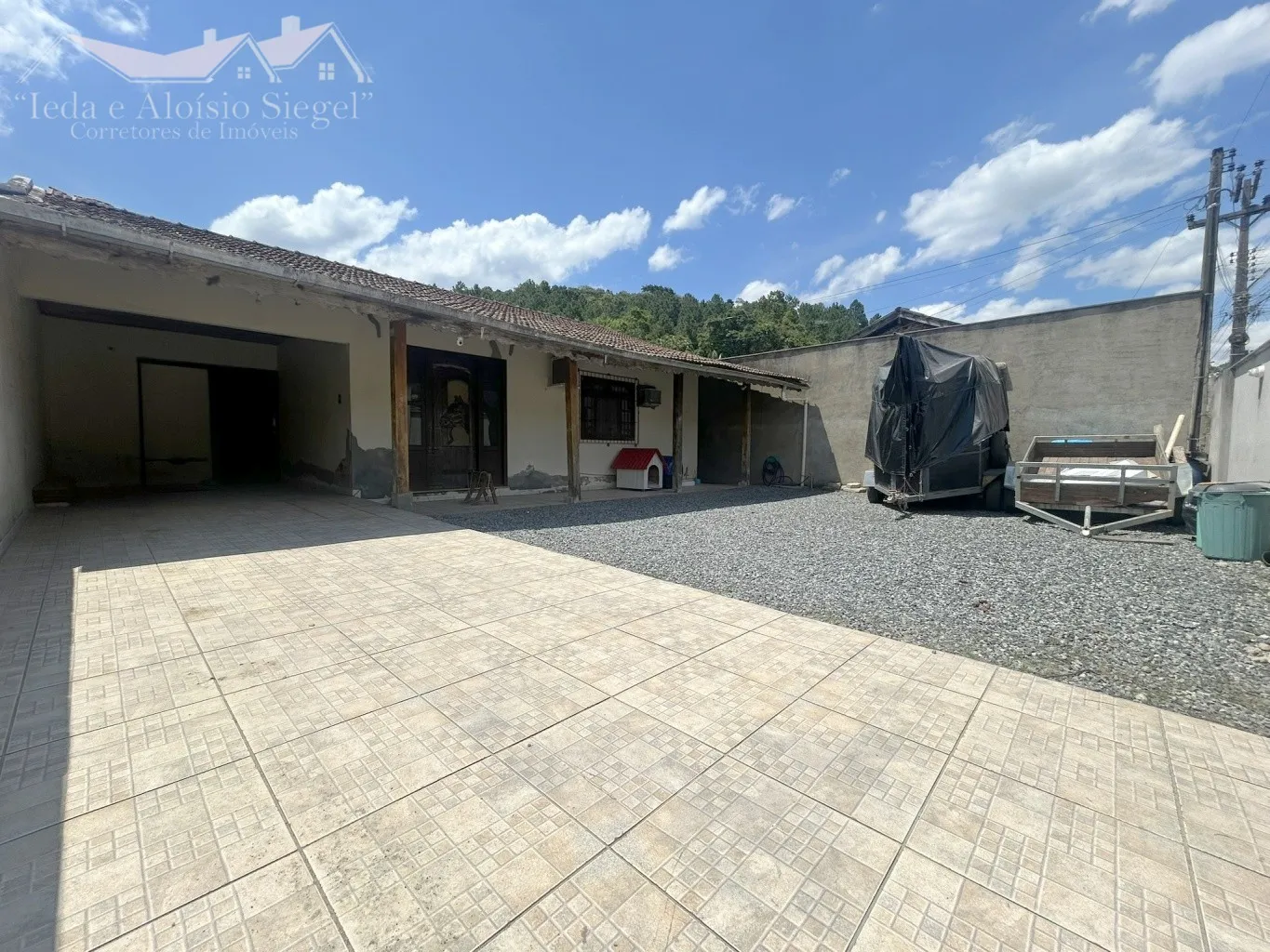 Casa térrea ampla + edícula nos fundos no Bairro Itoupavazinha. Blumenau/SC Ref. 1600 — foto 2