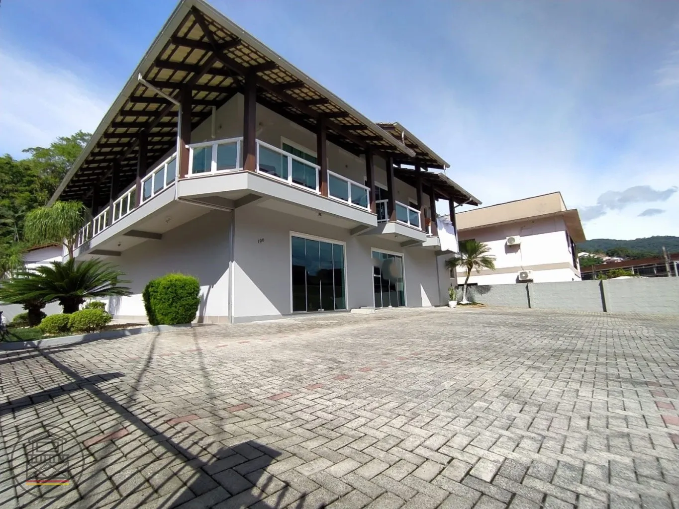 Sala Comercial com localização privilegiada de aproximadamente 185m no Bairro da Garcia em Blumenau/SC. - foto 1