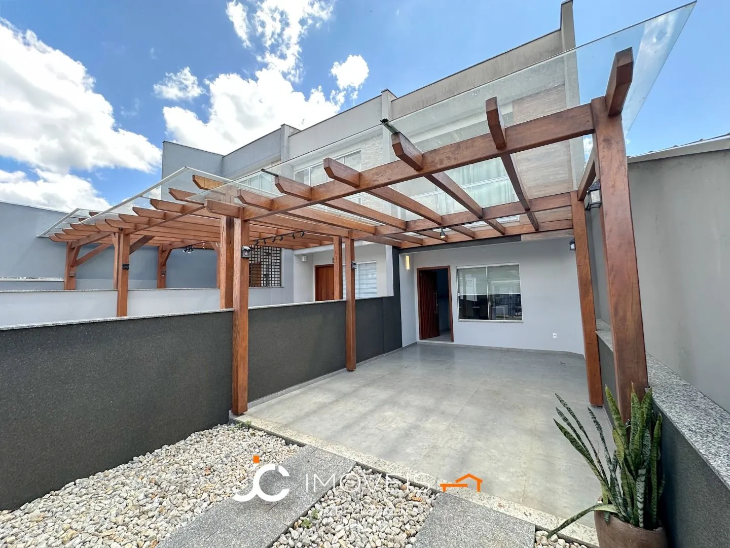 Sobrado com 2 dormitórios à venda, 74 m por R$ 549.000,00 - Fortaleza Alta - Blumenau/SC - foto 1
