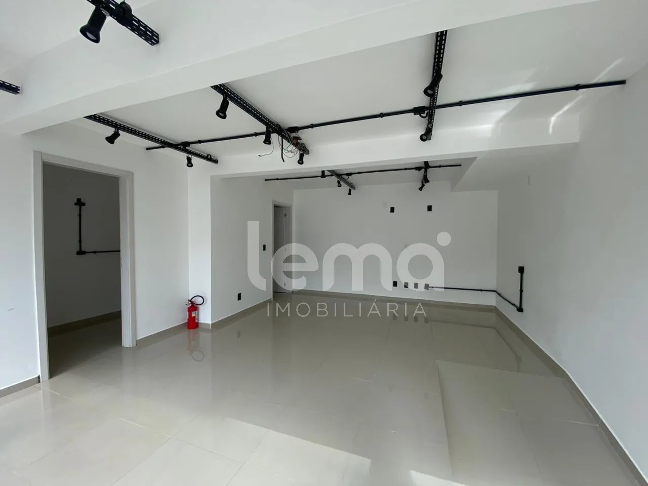 Sala comercial no bairro Itoupava Norte em Blumenau. — foto 3