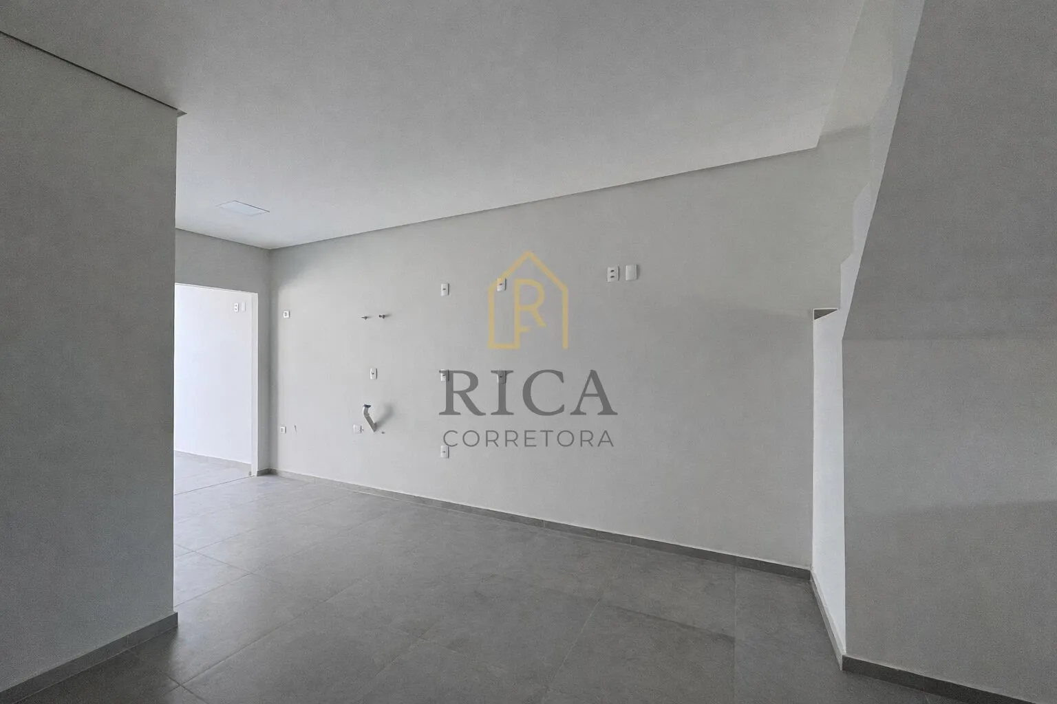 Sobrado Novo no Bairro Escola Agrícola — foto 6