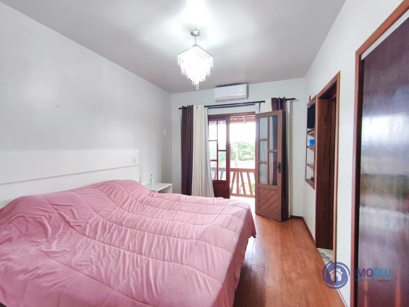 CASA COM PISCINA , 2 PAVIMENTOS , 3 VAGAS , BAIRRO TRIBESS , — foto 6