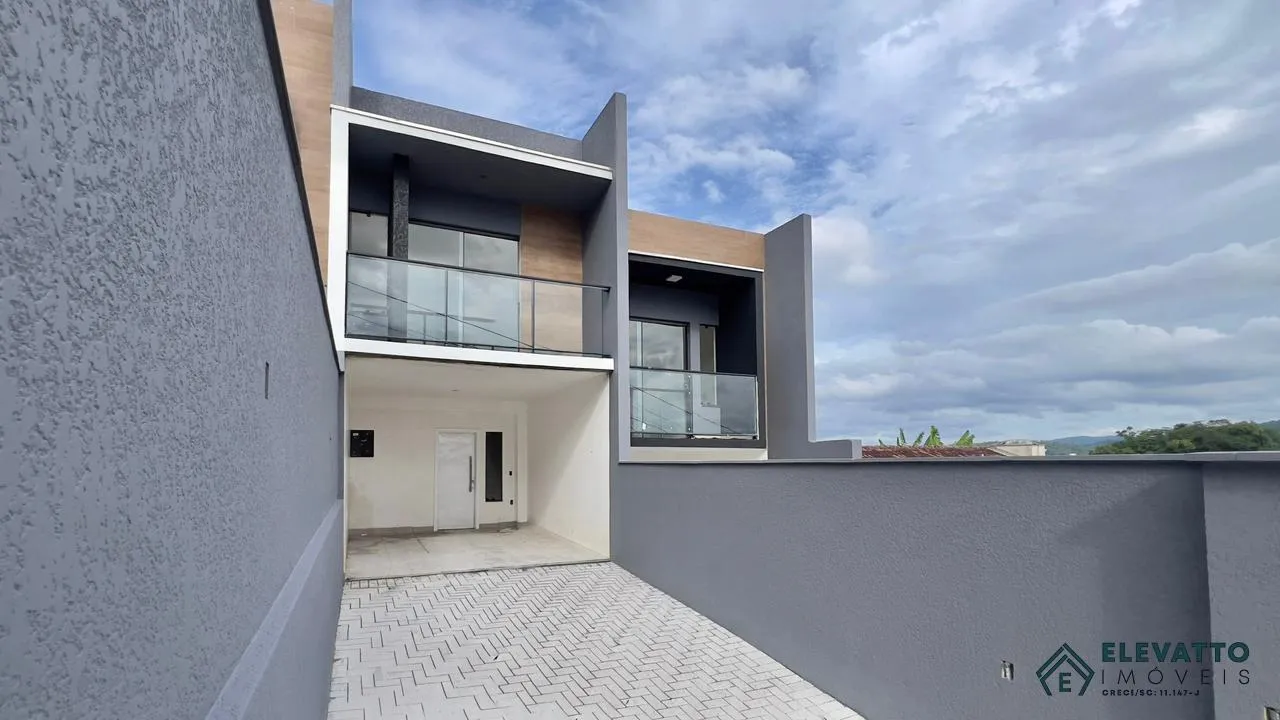 Casa para Venda em Blumenau, Escola Agrícola, 2 dormitórios, 2 suítes, 2 banheiros, 2 vagas - foto 1