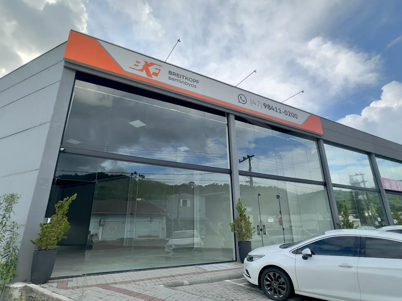 SALA PARA LOCAÇÃO ESTRADA DAS AREIAS - foto 1