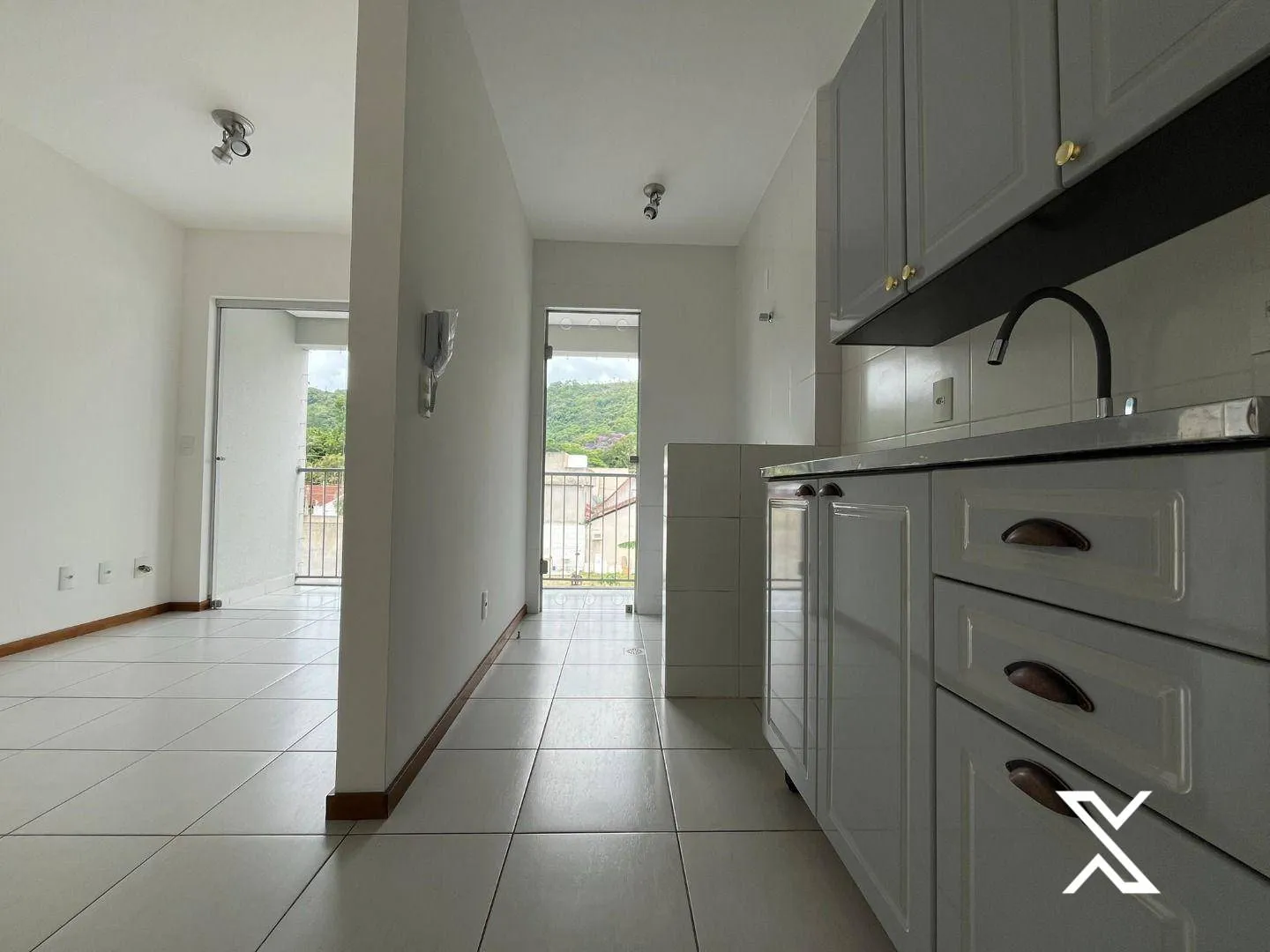 Apartamento com 2 dormitórios para alugar, 51 m por R$ 2.555,00 - Boa Vista - Blumenau/SC — foto 2
