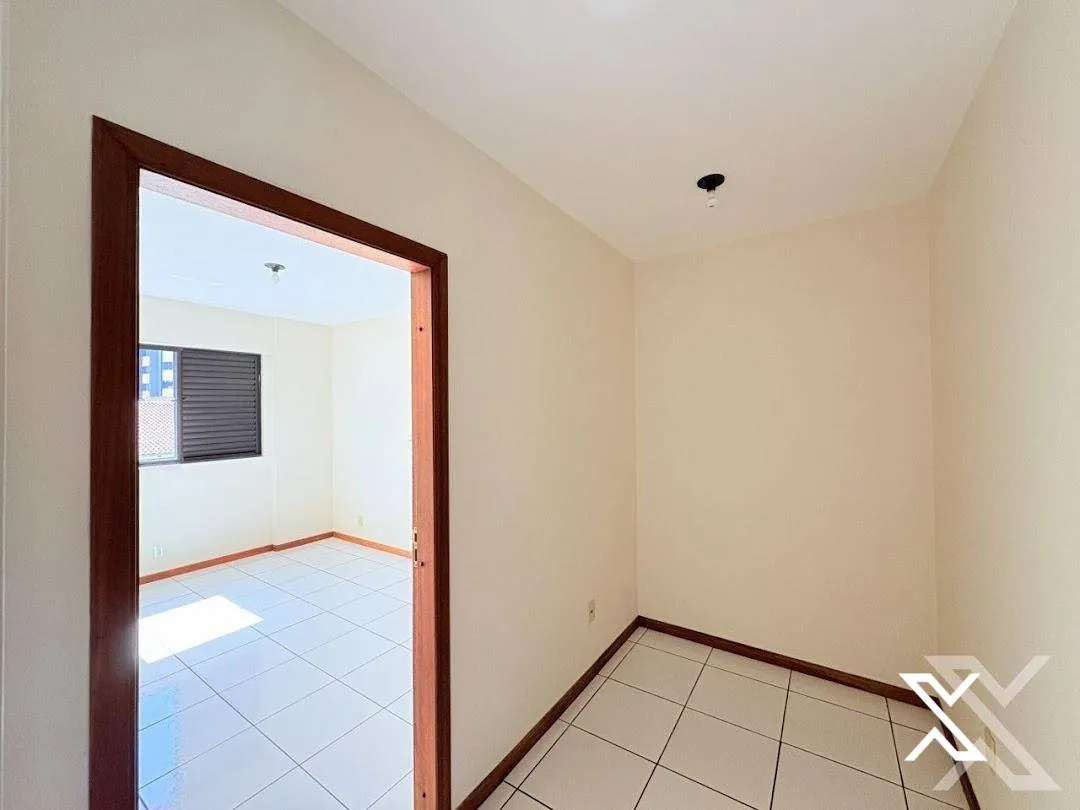 Apartamento com 1 dormitório para alugar, 70 m por R$ 2.263,36 - Vila Nova - Blumenau/SC - foto 1