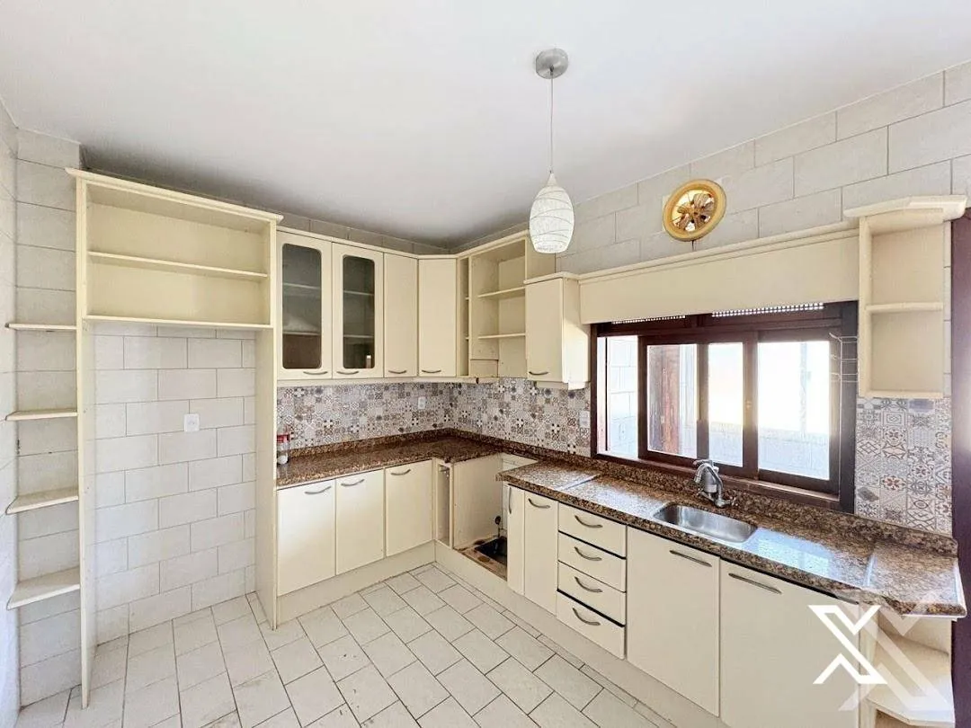 Apartamento com 3 dormitórios para alugar, 92 m por R$ 2.329,00 - Água Verde - Blumenau/SC - foto 1