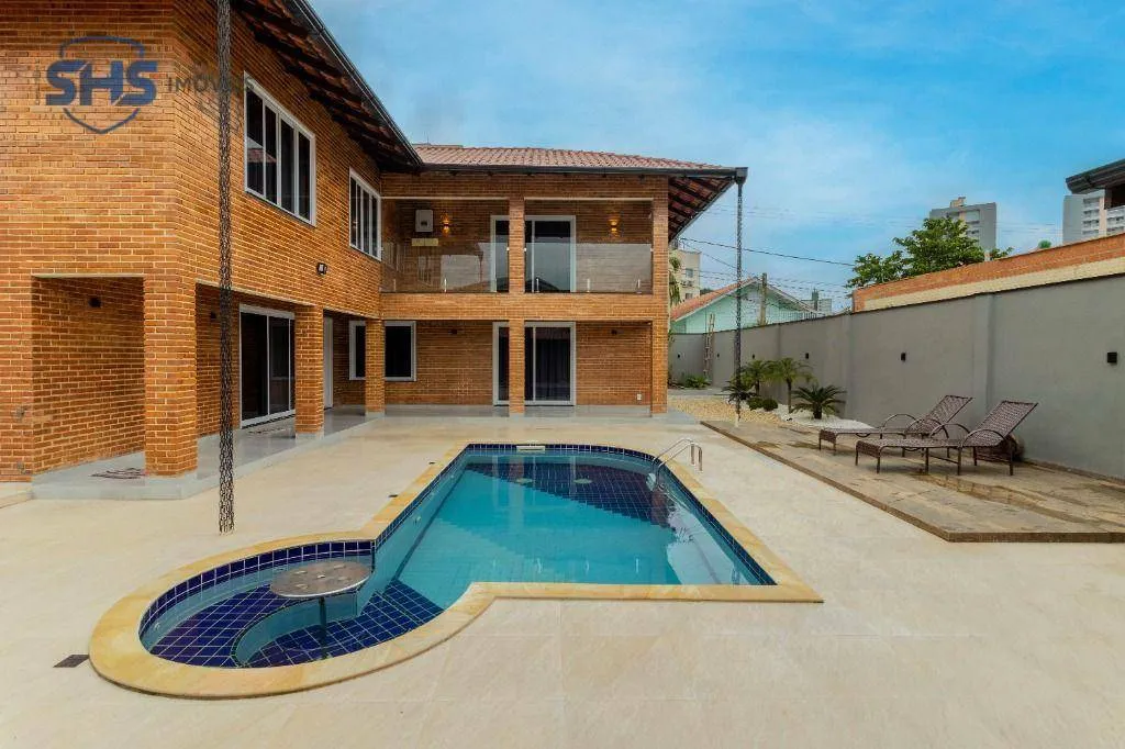 Casa com 4 dormitórios, 500 m - venda por R$ 1.950.000,00 ou aluguel por R$ 11.094,61/mês - Garcia - Blumenau/SC - foto 1