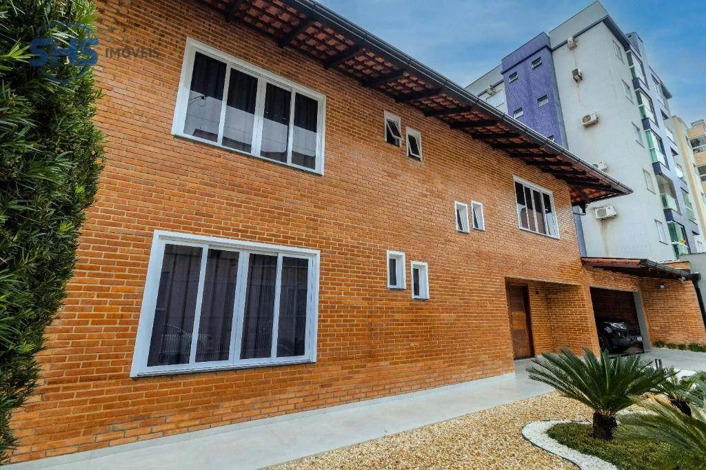 Casa com 4 dormitórios, 500 m - venda por R$ 1.950.000,00 ou aluguel por R$ 11.094,61/mês - Garcia - Blumenau/SC — foto 5