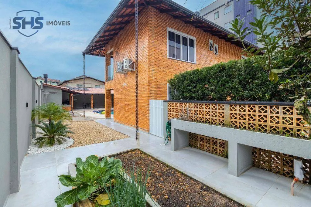 Casa com 4 dormitórios, 500 m - venda por R$ 1.950.000,00 ou aluguel por R$ 11.094,61/mês - Garcia - Blumenau/SC — foto 3