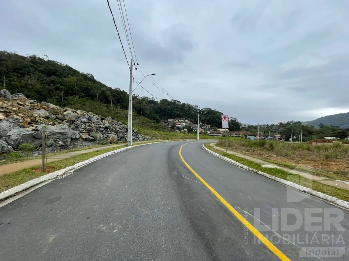 Terreno em Blumenau/Água Verde com 264m sendo 12m de frente — foto 6
