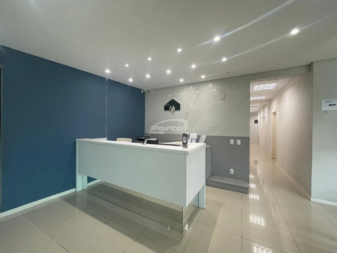 Prédio Comercial disponível para locação no Centro de Blumenau. — foto 3