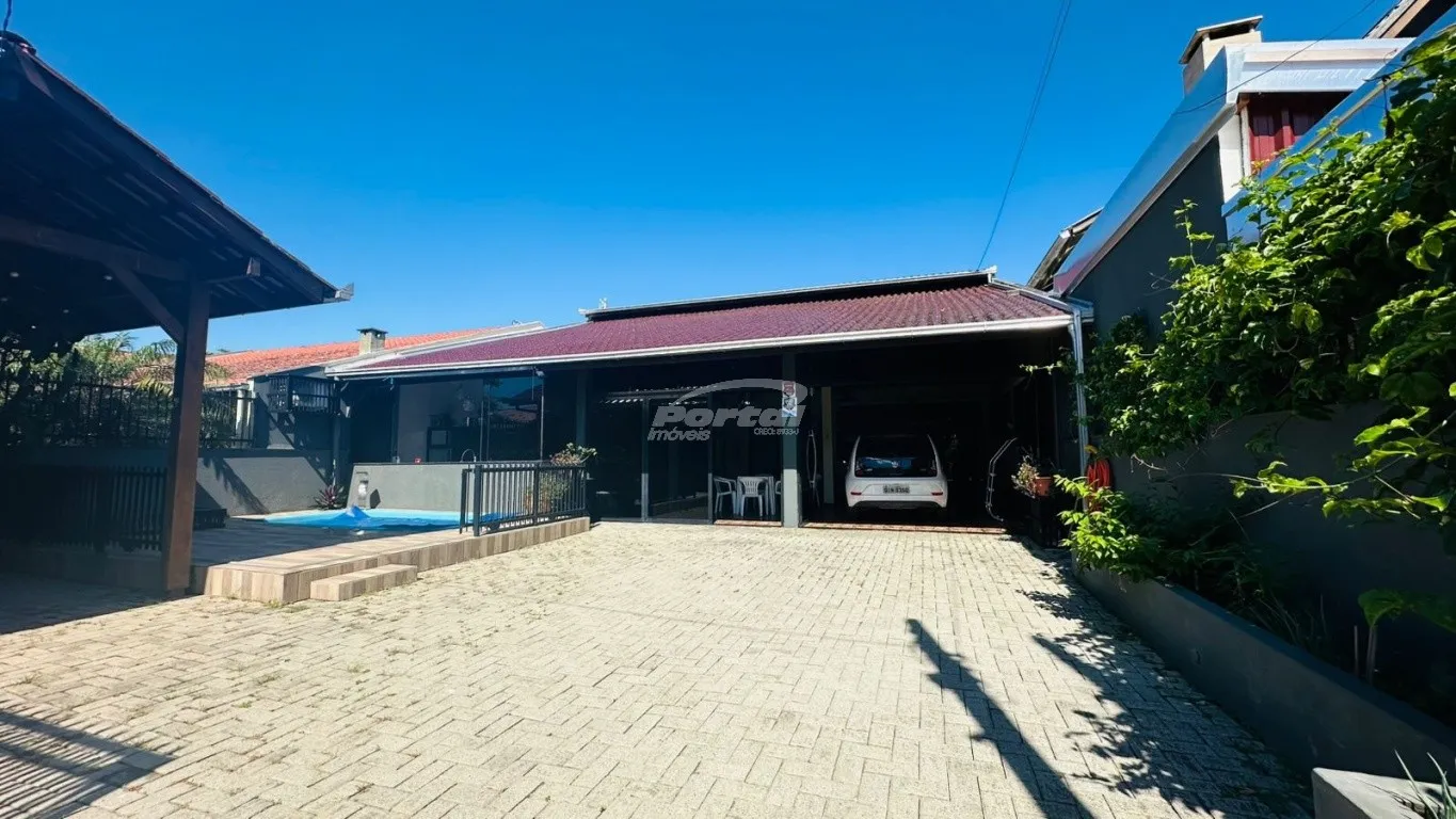 Excelente casa para VENDA no bairro Centro em PENHA! - foto 1