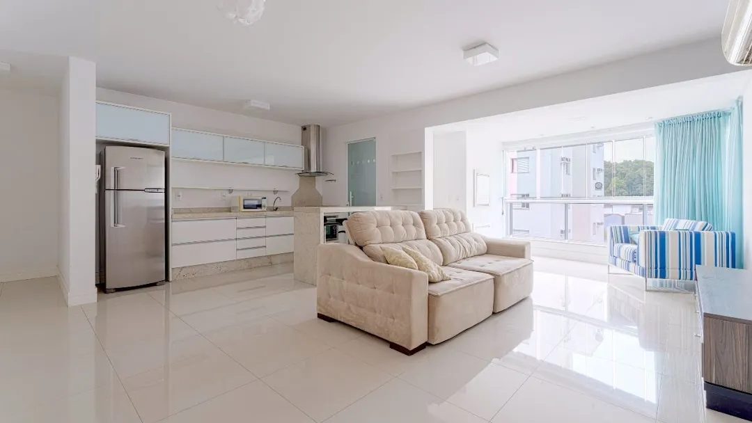 Apartamento com 2 dormitórios para alugar, 98 m por R$ 4.657,13 - Victor Konder - Blumenau/SC - foto 1