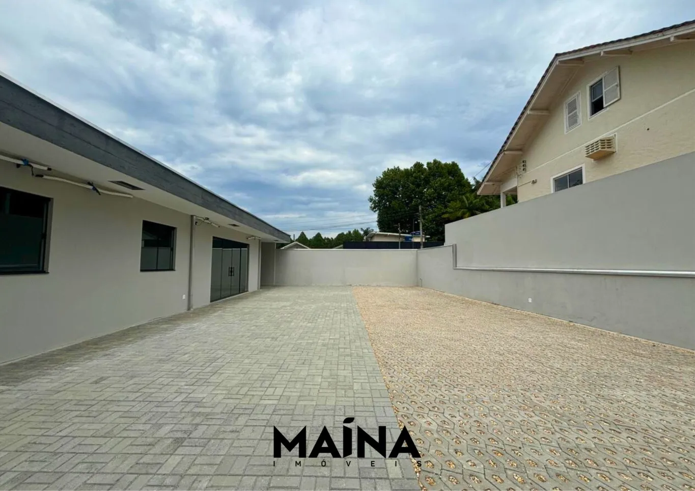 Sala Comercial Ampla com Escritórios e Estacionamento Privativo — foto 7