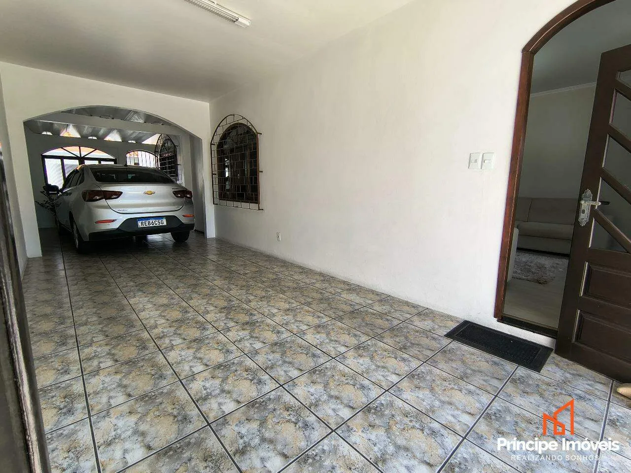 Casa com 3 quartos no Iririú em Joinville — foto 6