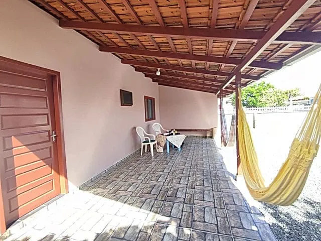 Casa à Venda na Praia do Ervino - Excelente Oportunidade de Investimento — foto 2