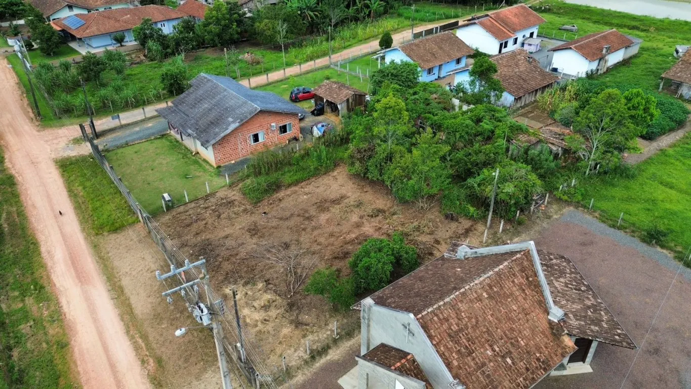 TERRENO NA POLAQUIA COM 21 MT DE FRENTE X 39 DE FUNDO TOTAL DE 806,55m — foto 4