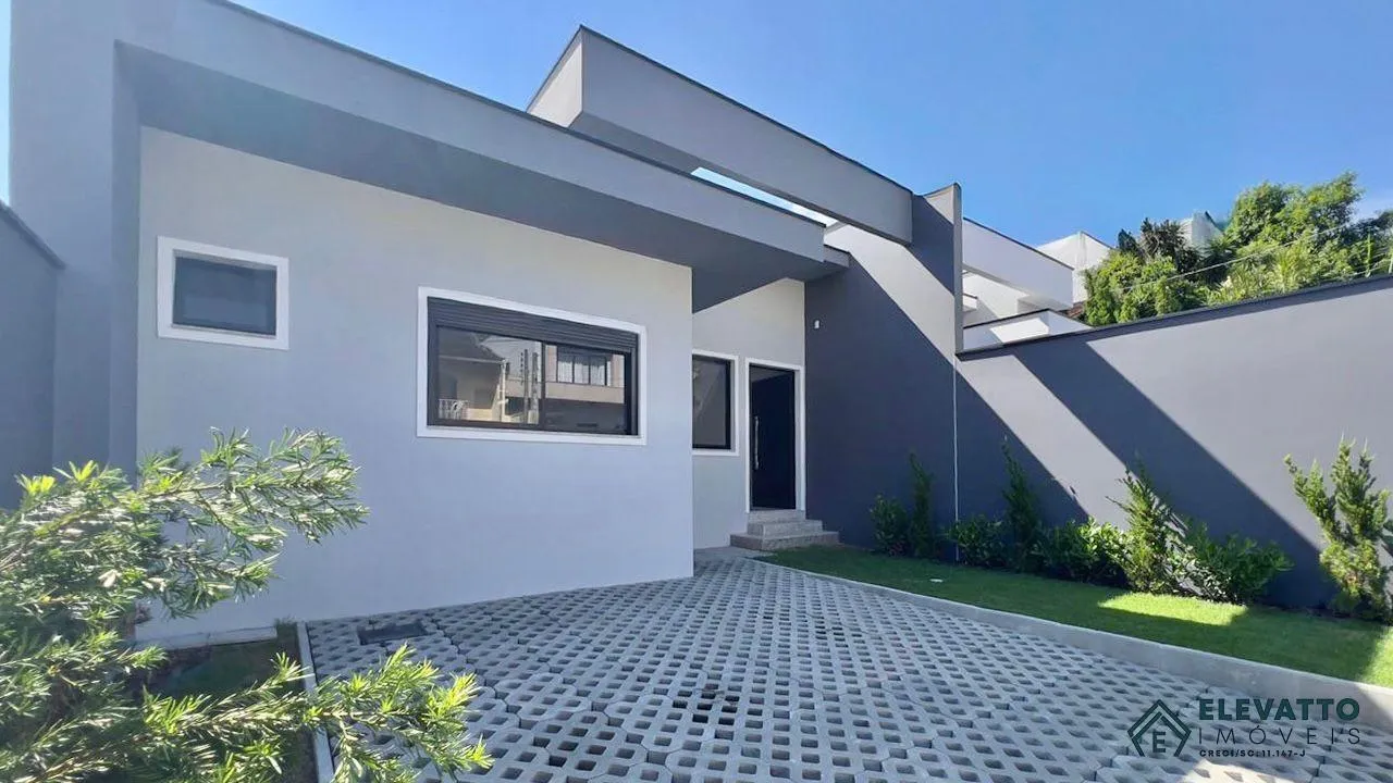 Casa para Venda em Blumenau, Escola Agrícola, 3 dormitórios, 3 suítes, 5 banheiros, 2 vagas - foto 1