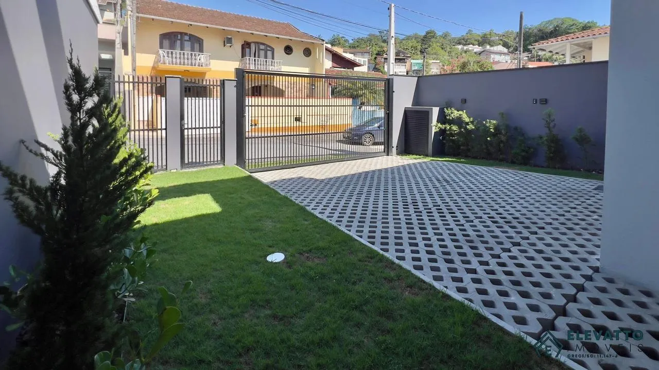 Casa para Venda em Blumenau, Escola Agrícola, 3 dormitórios, 3 suítes, 5 banheiros, 2 vagas — foto 2