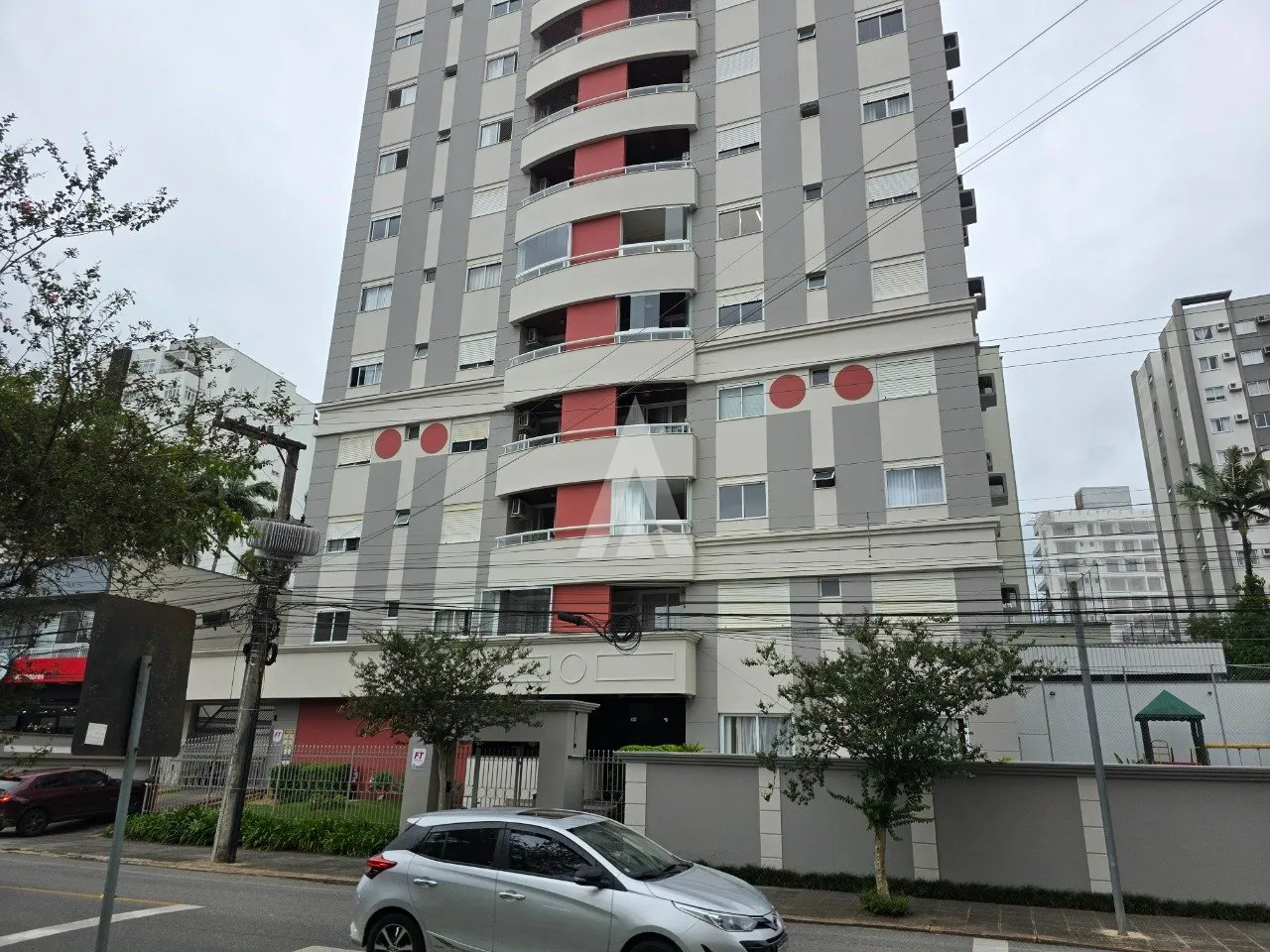 Apartamento com 1 suíte e 1 quarto à venda no bairro Atiradores em Joinville-SC de R$650.000,00 por 580.000,00 - foto 1