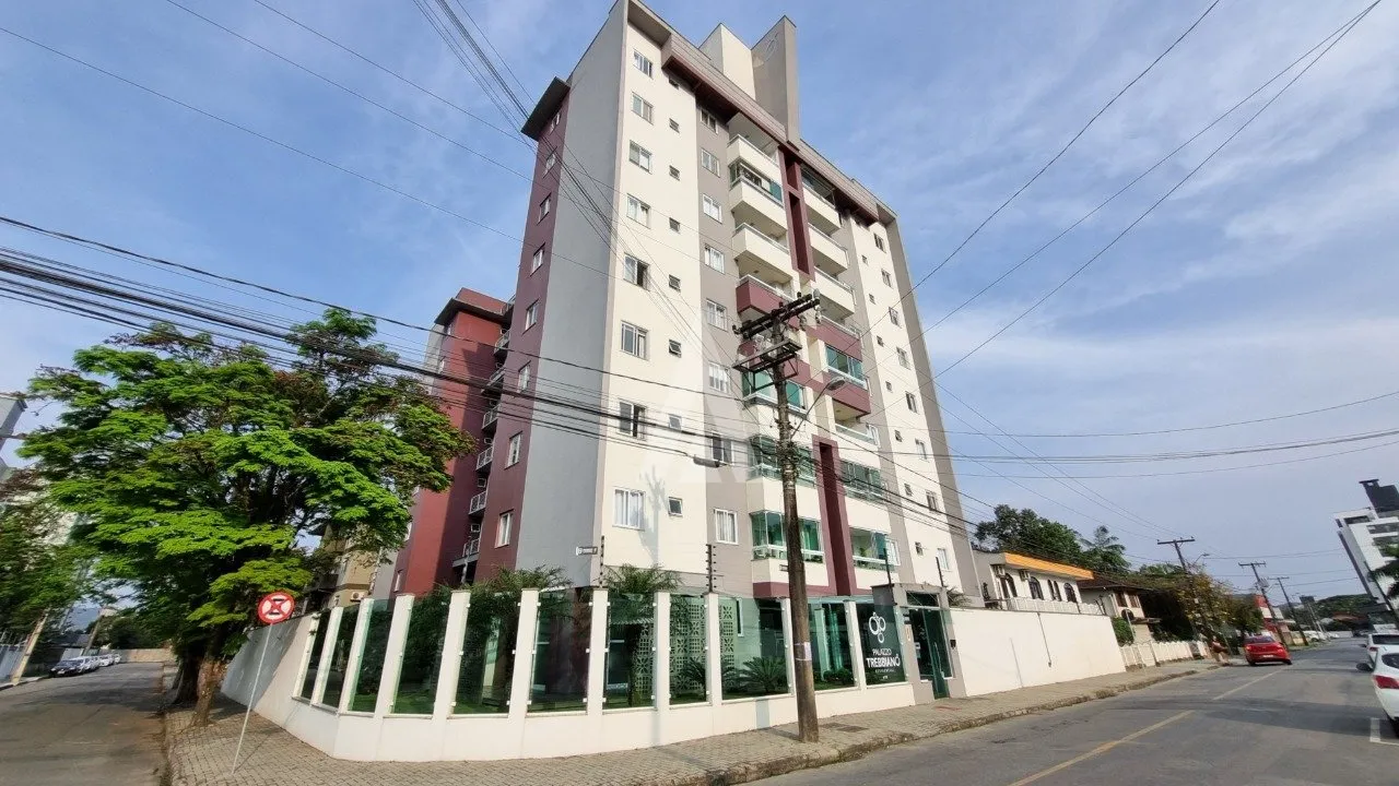 Apartamento com 1 suíte(s) mais 1 quarto(s) à venda no bairro Costa E Silva em Joinville, por R$460.000.00. - foto 1