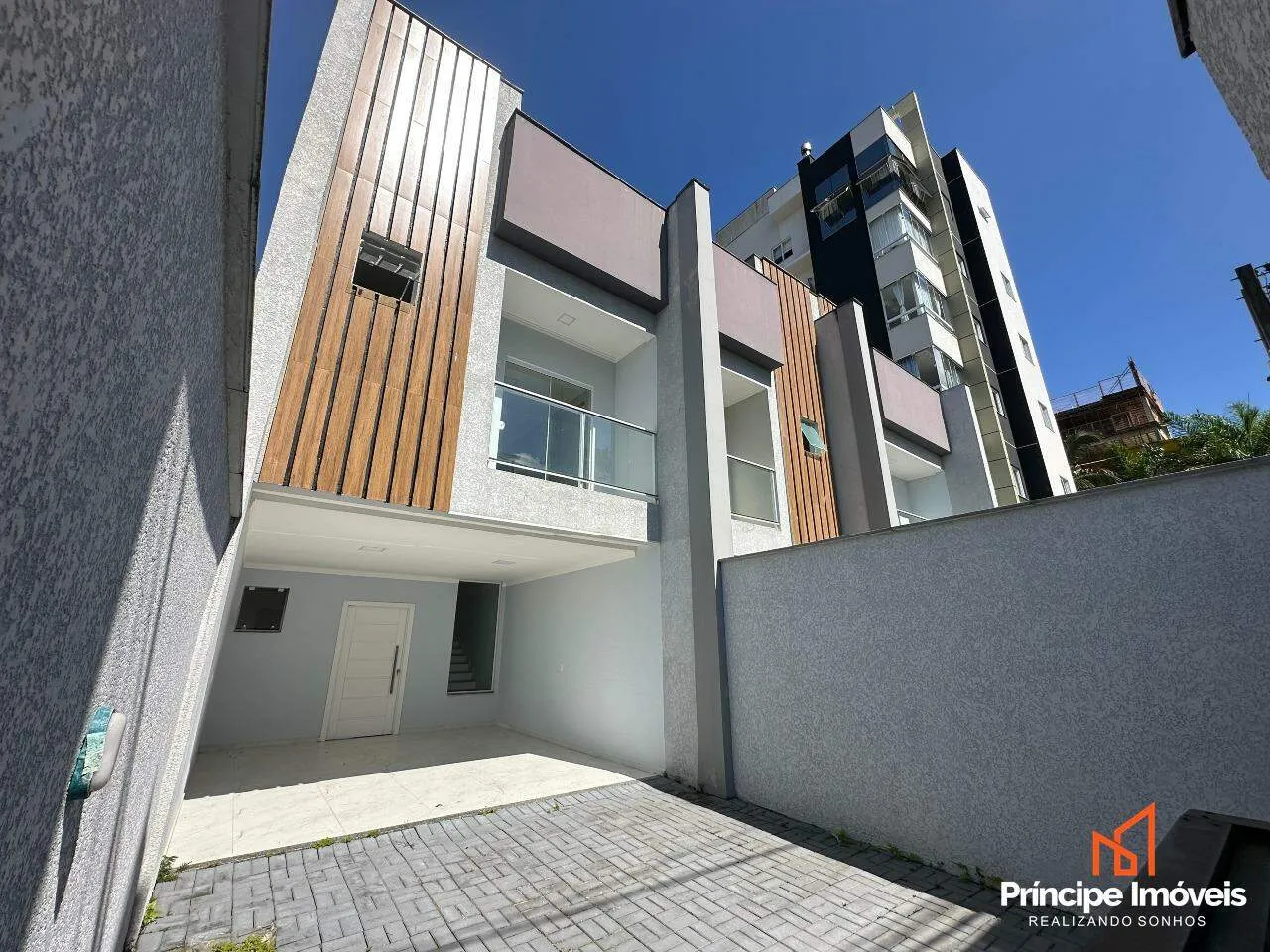 Geminado com 3 quartos no Costa e Silva em Joinville - foto 1