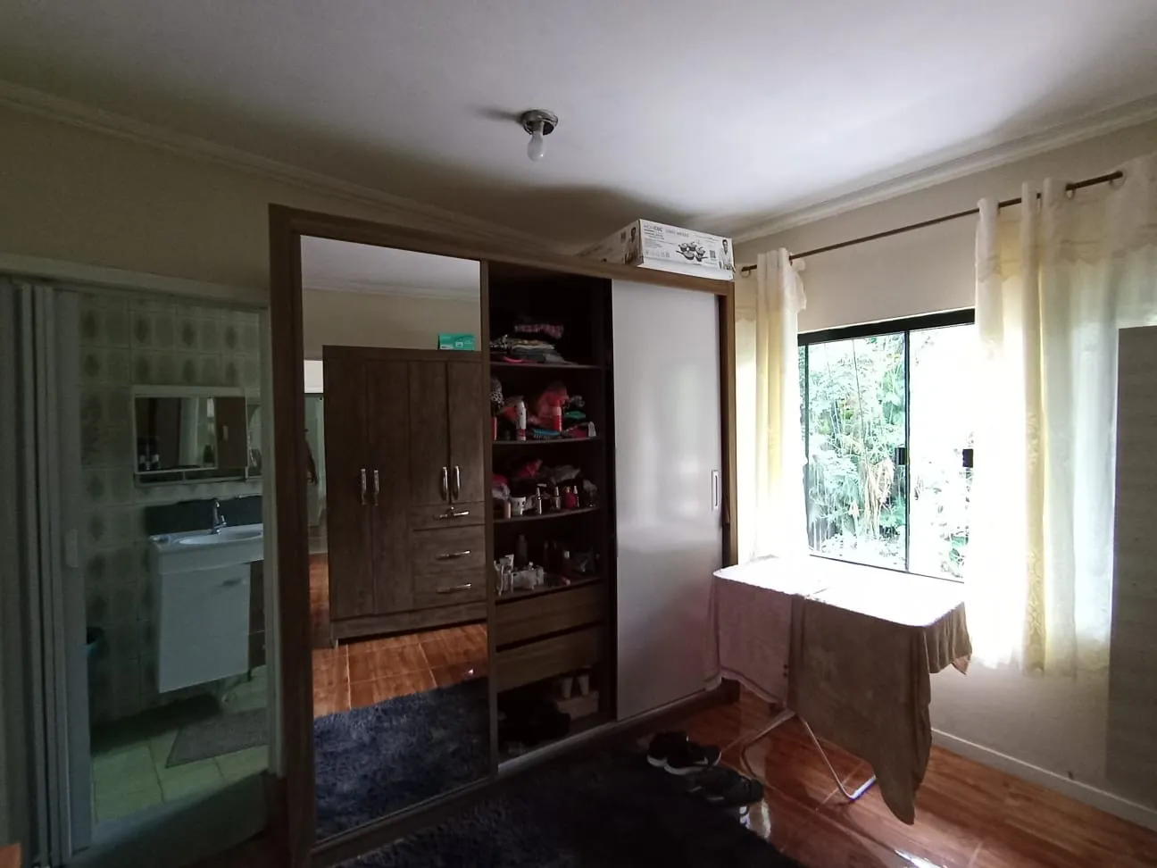 SOMENTE ESTA SEMANA. Ótima casa de alvenaria com 03 dormitórios sendo 01 suíte para venda no bairro Valparaiso em Blumenau, SC. — foto 6