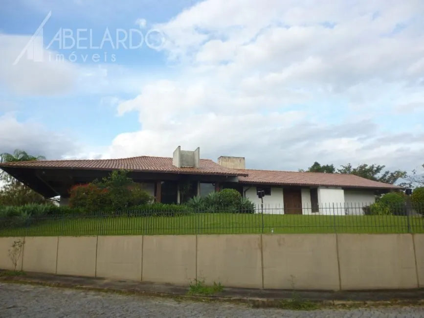 Belíssima residência, alto padrão , 540m, terreno 1.779,40m, 6 dormitórios - , 09vagas, imenso jardim. — foto 3
