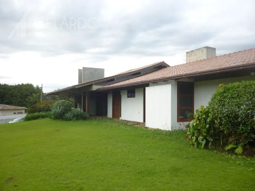 Belíssima residência, alto padrão , 540m, terreno 1.779,40m, 6 dormitórios - , 09vagas, imenso jardim. — foto 7