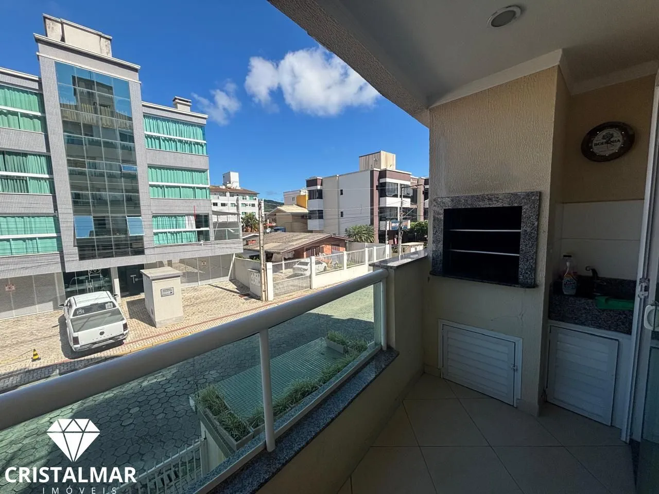 Ótimo Apartamento, Frente, Sol da Manhã, Sacada grande, Praia Bombas — foto 3